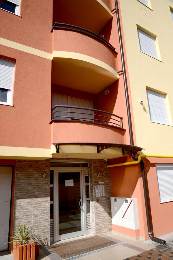 "Sonja Apartman" Jagodina Lägenhet Exteriör bild